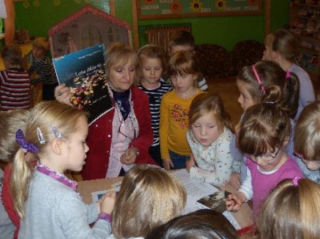 Spotkanie Krystyny Koneckiej w Przedszkolu S. Niepokalanek