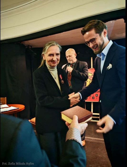 anna pituch noworolska gloria artis